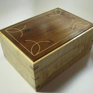Modern-antique Keepsake Box. Hand Inlaid Using..