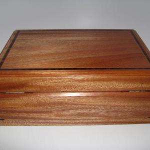 Fine Handcrafted Mahogany Memory Box Featuring An..