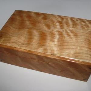 Leather Lined Quilted Maple And Cherry Box. Small..