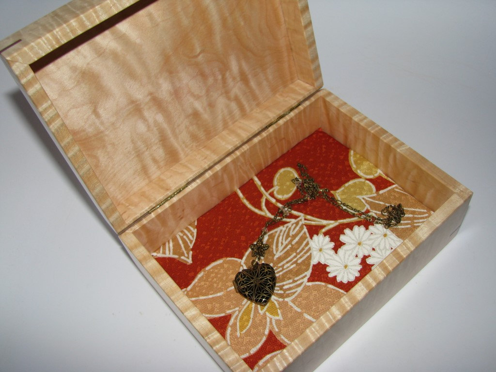 Small Jewelry Box In Tiger Maple. Upholstered In Kimono Silk Fabric. 6.5" X 5" X 3"
