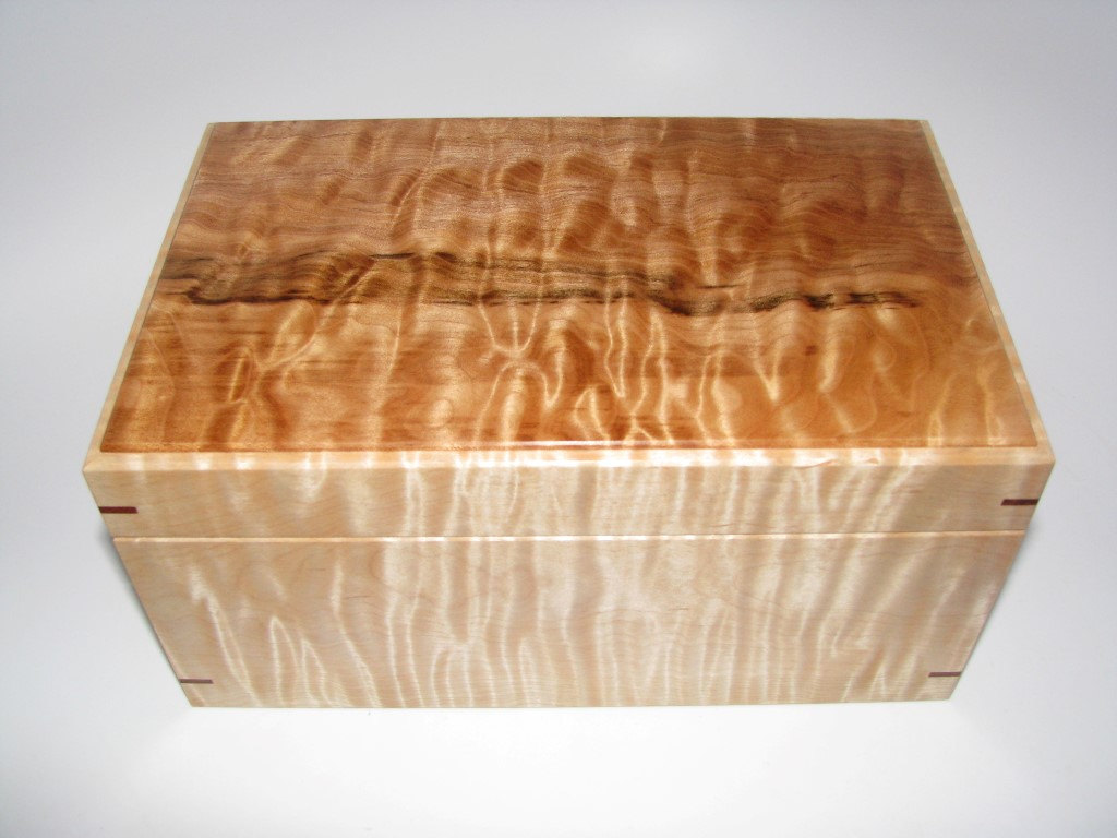 Fantastically Figured Box. Quilted And Spalted Red Maple With Tiger Maple Sides. 9.5" X 6" X 5"