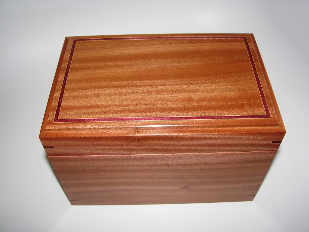 Inlaid Mahogany Keepsake Memory Box. Purpleheart And Holly Inlay. 9.5" X 6.25" X 6.25"