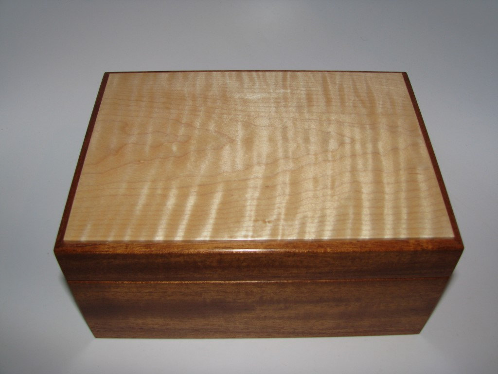 Handmade Tiger Maple And Mahogany Box. 8" X 5.25" X 3.75"